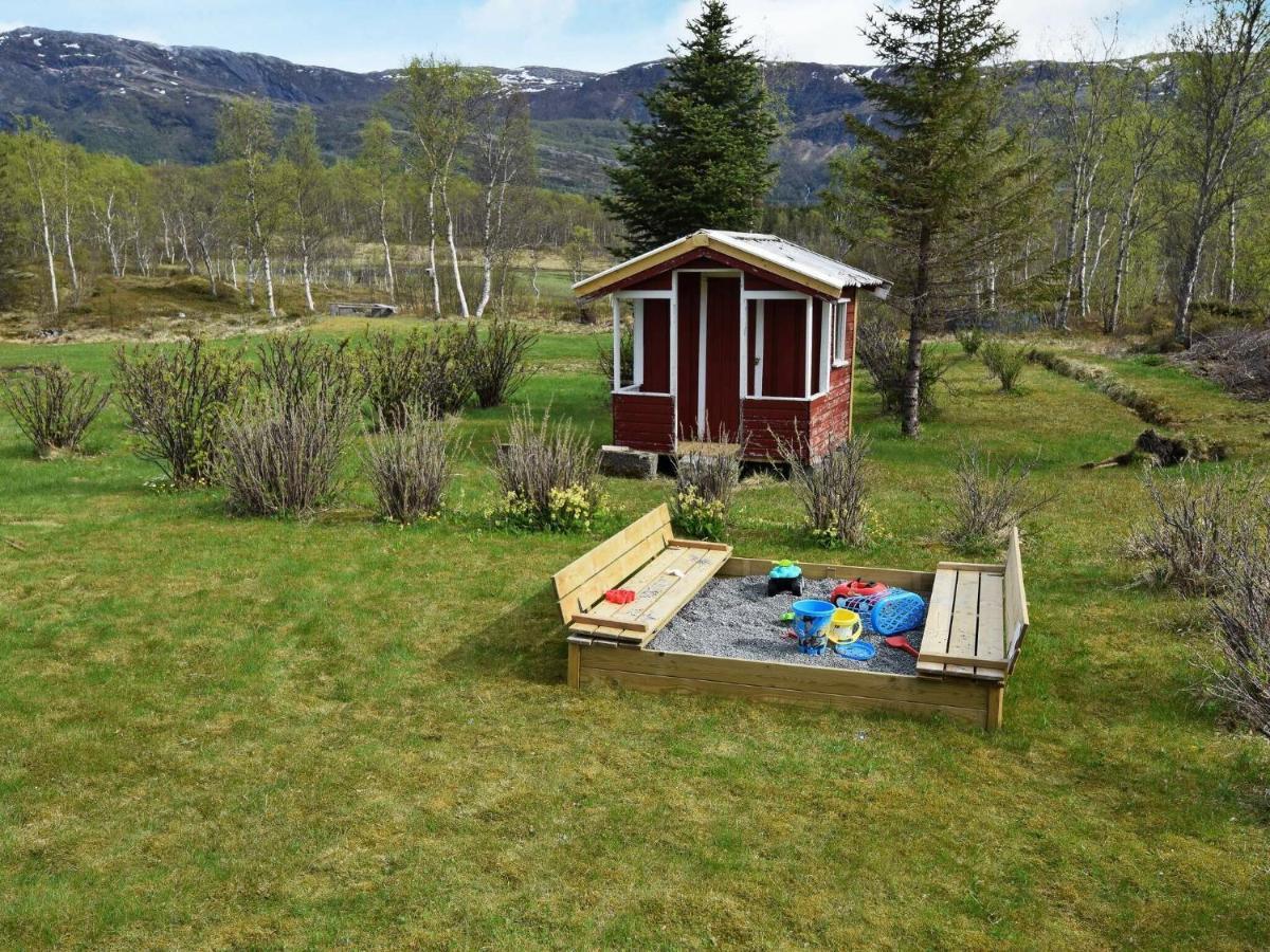 8 Person Holiday Home In Inndyr Exterior photo